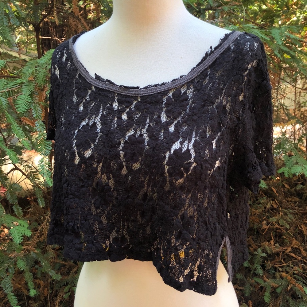 Free People Lace Crop Top - Picture 1 of 3